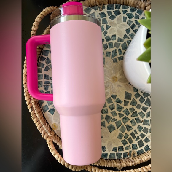 Stanley FLAMINGO 40oz Tumbler - Picture 2 of 9